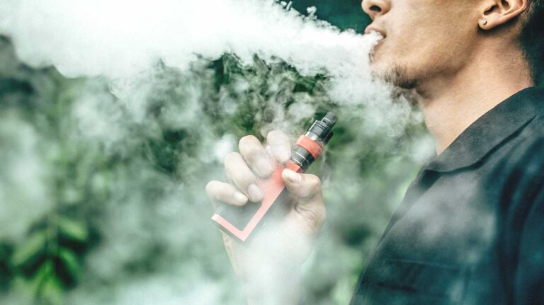 The Impact of Technology on the Vaping Industry