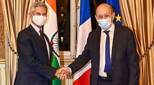 Jaishankar, French counterpart Le Drian discuss raging Ukraine crisis