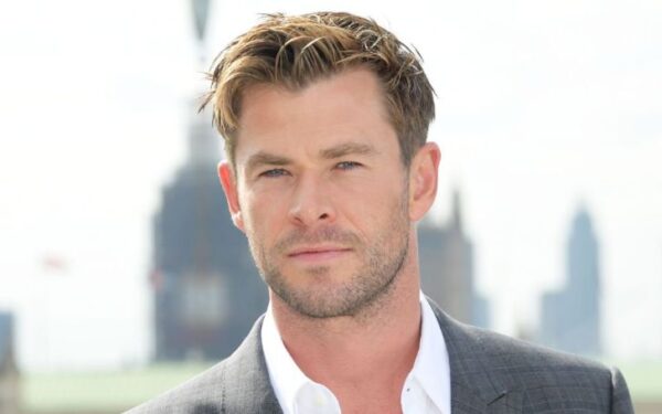 Chris Hemsworth Net Worth 2022, Early Life and Career