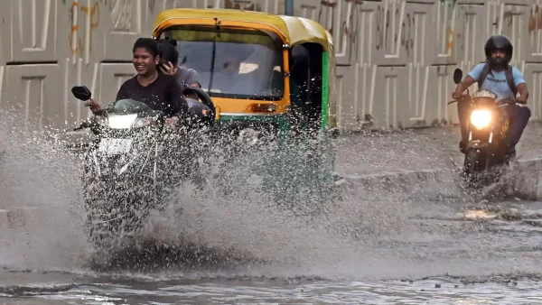 What Is Causing Unseasonal Rainfall In Delhi