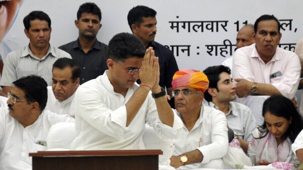 Congress to resolve Rajasthan crisis after Karnataka polls